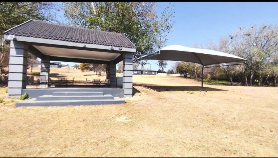 7 Bedroom Property for Sale in Deneysville Free State